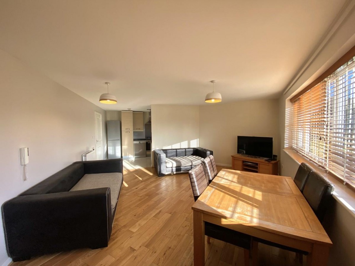 Seafox House, Albacore Way, Hayes, UB3 2FQ