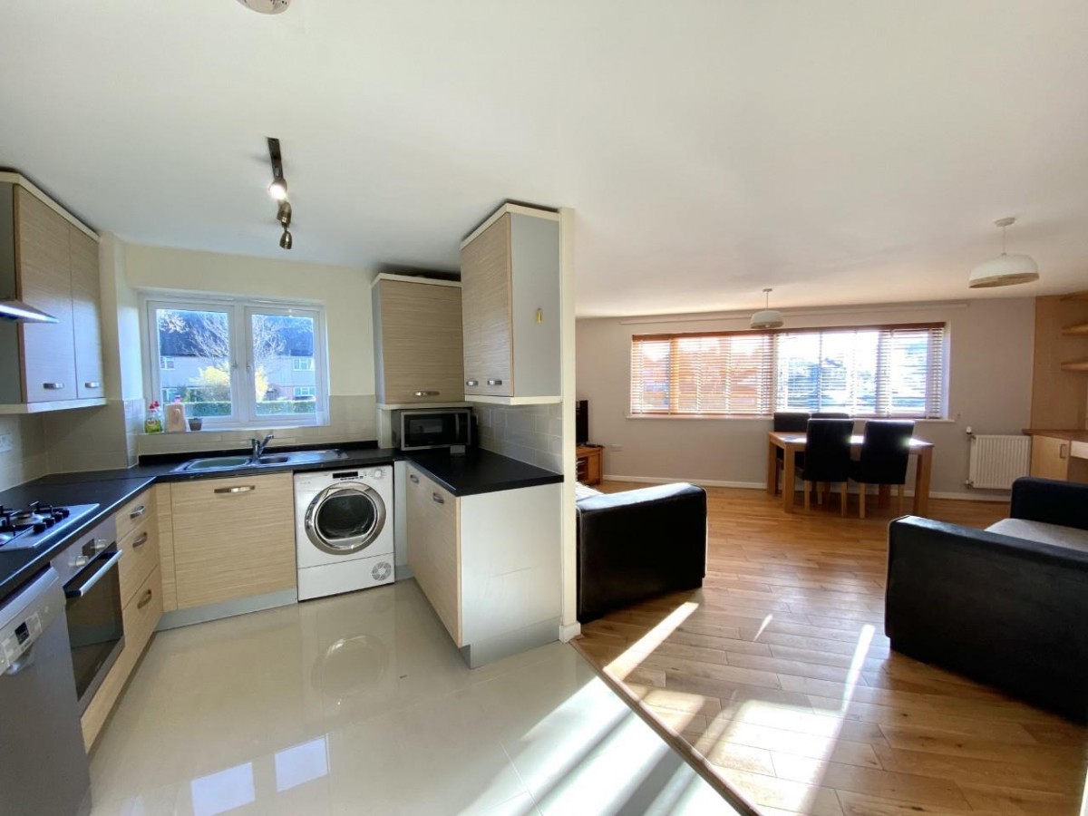 Seafox House, Albacore Way, Hayes, UB3 2FQ