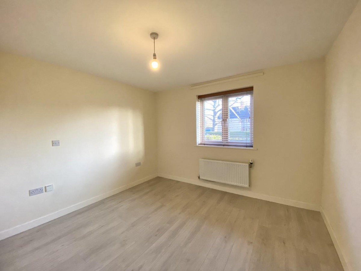 Seafox House, Albacore Way, Hayes, UB3 2FQ