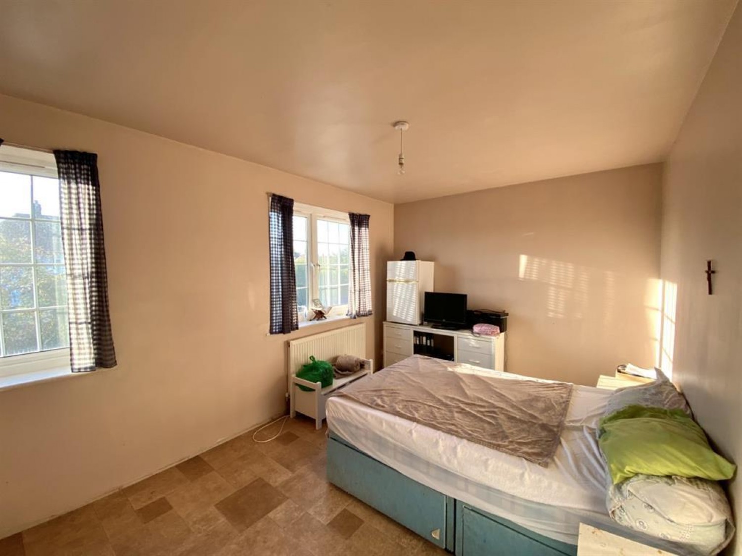 Hunters Grove, Hayes, UB3 3JD