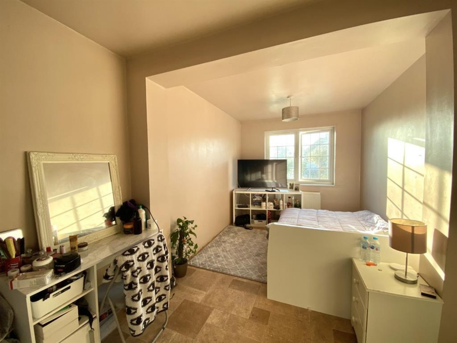 Hunters Grove, Hayes, UB3 3JD