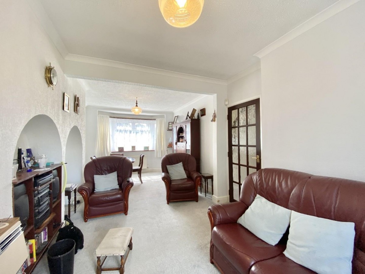 Botwell Lane, Hayes, Middlesex, UB3 2AE