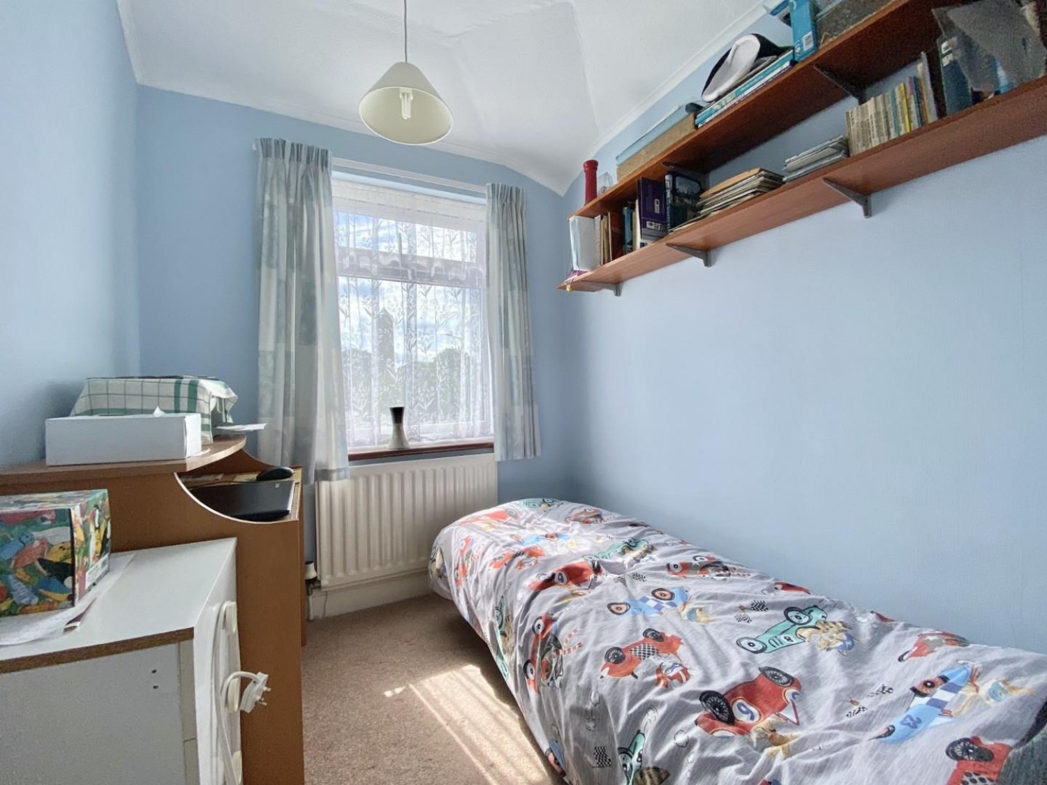 Botwell Lane, Hayes, Middlesex, UB3 2AE