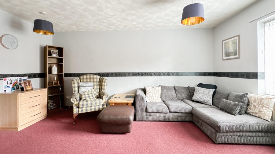 Badgers Walk, Brislington, Bristol, BS4 Hunters Estate Agents