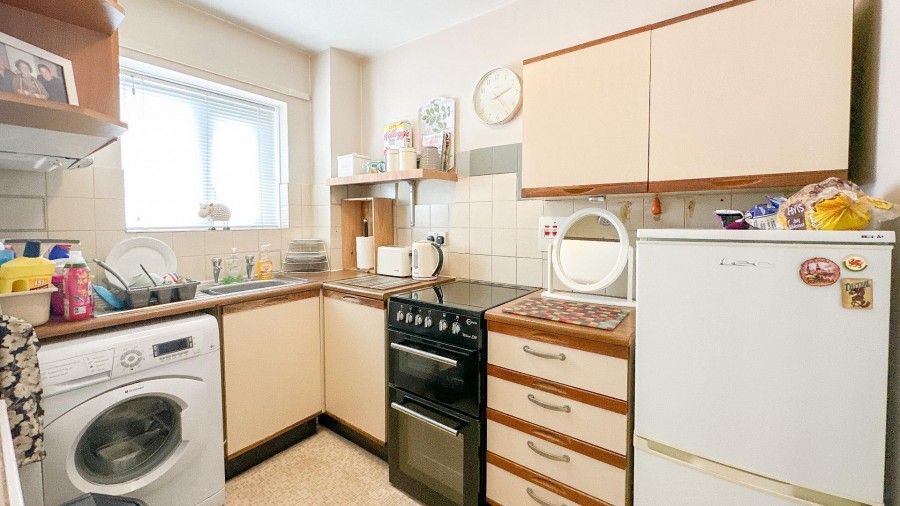 Badgers Walk, Brislington, Bristol, BS4 Hunters Estate Agents
