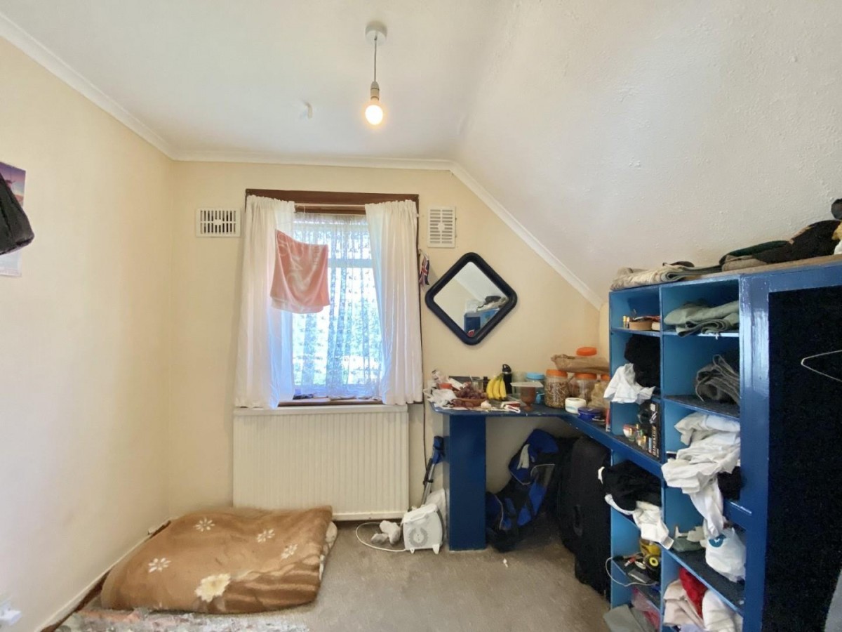 West Walk, Hayes, Middlesex, UB3 3JH