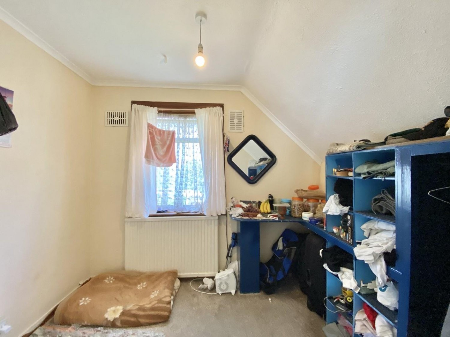 West Walk, Hayes, Middlesex, UB3 3JH