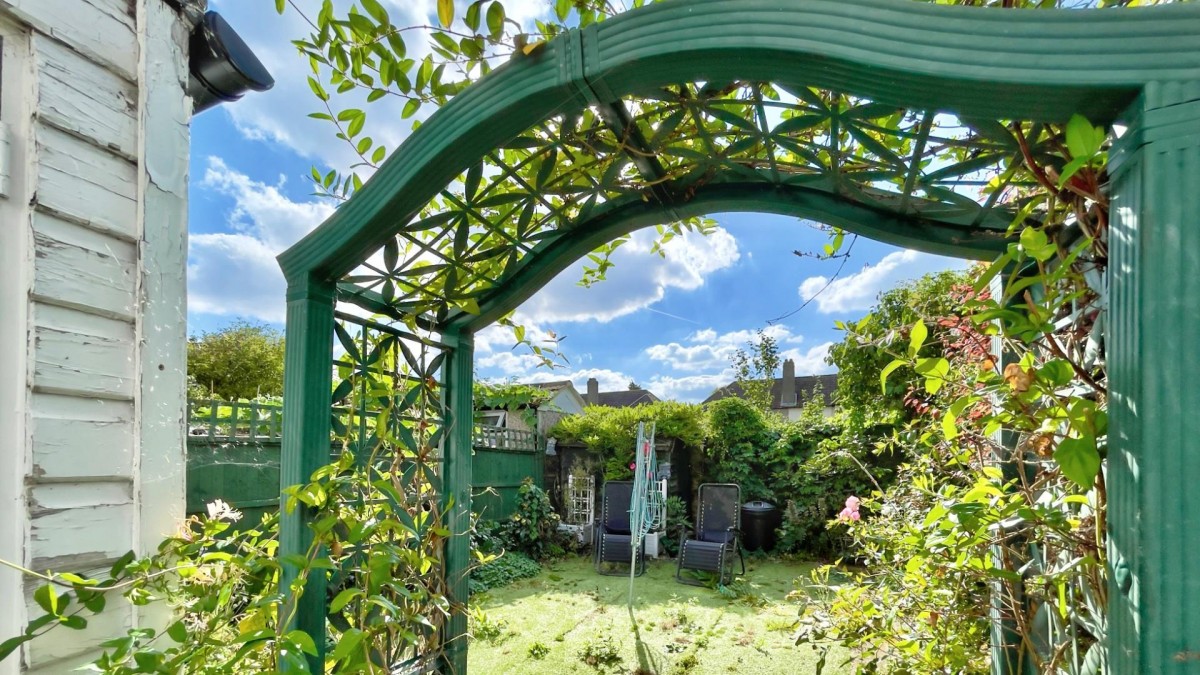 Kelly Way, Chadwell Heath, RM6