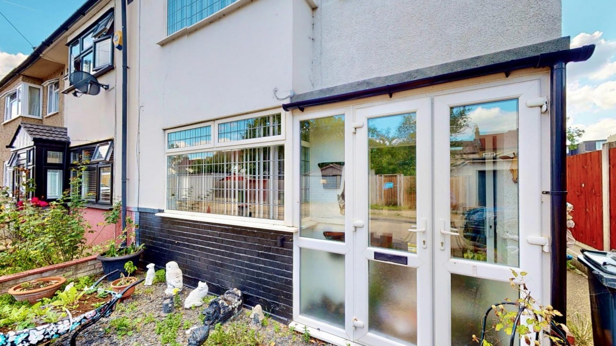 Kelly Way, Chadwell Heath, RM6