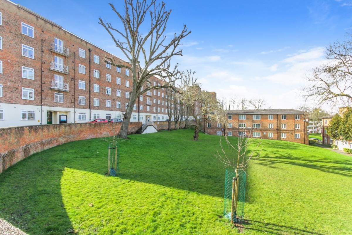 Sydenham Hill, Forest Hill, SE23