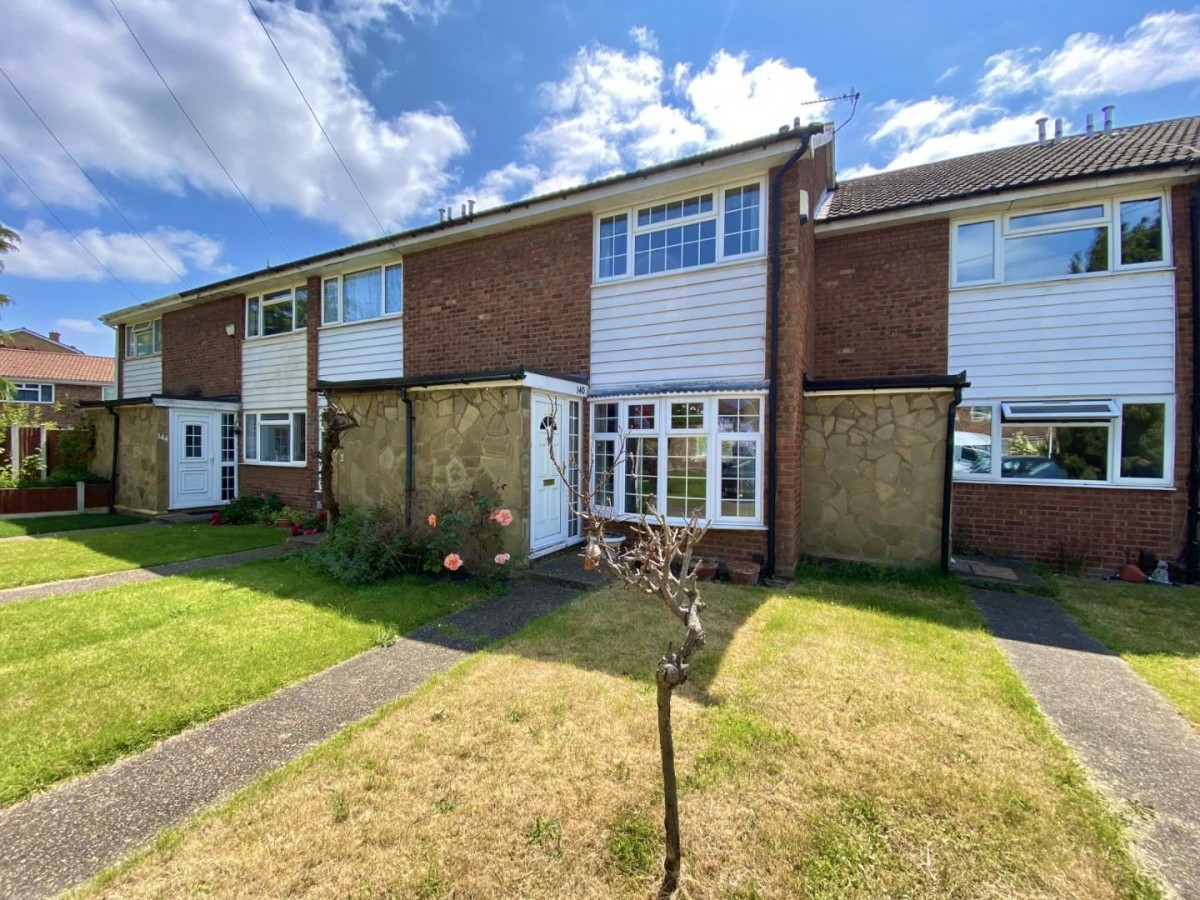 Cleave Avenue, Hayes, UB3 4HD