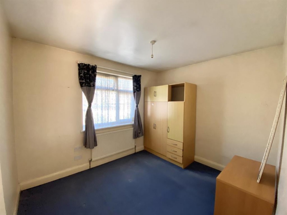 Cromwell Road, Hayes, Middlesex, UB3 2PS
