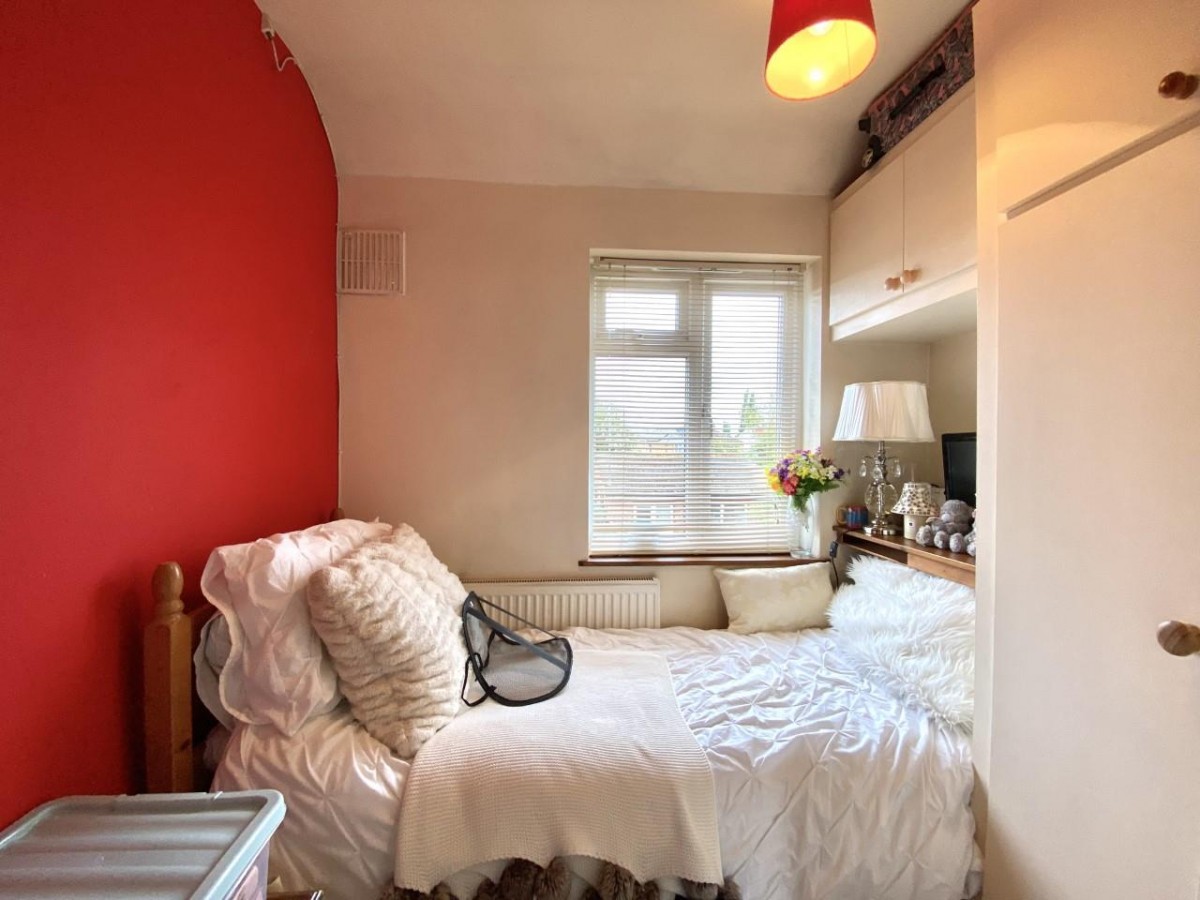 Selan Gardens, Hayes, UB4 0EB