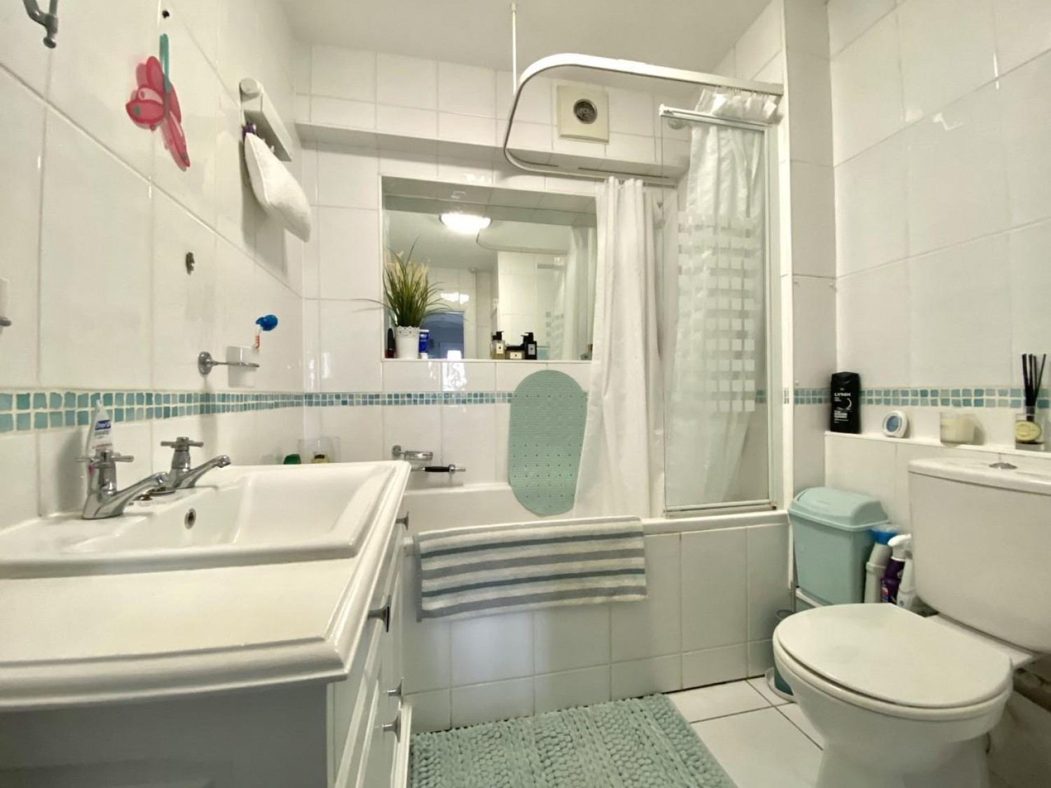 Selan Gardens, Hayes, UB4 0EB