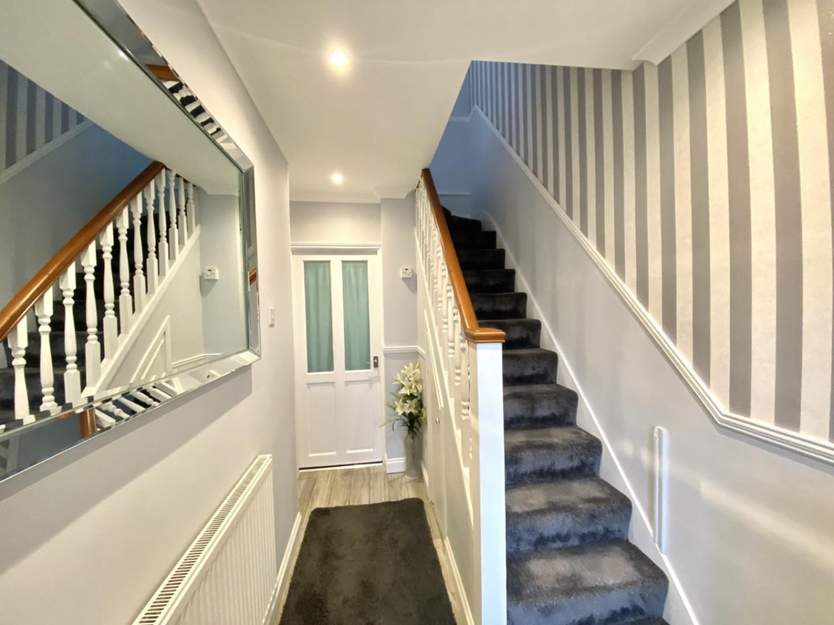 Selan Gardens, Hayes, UB4 0EB