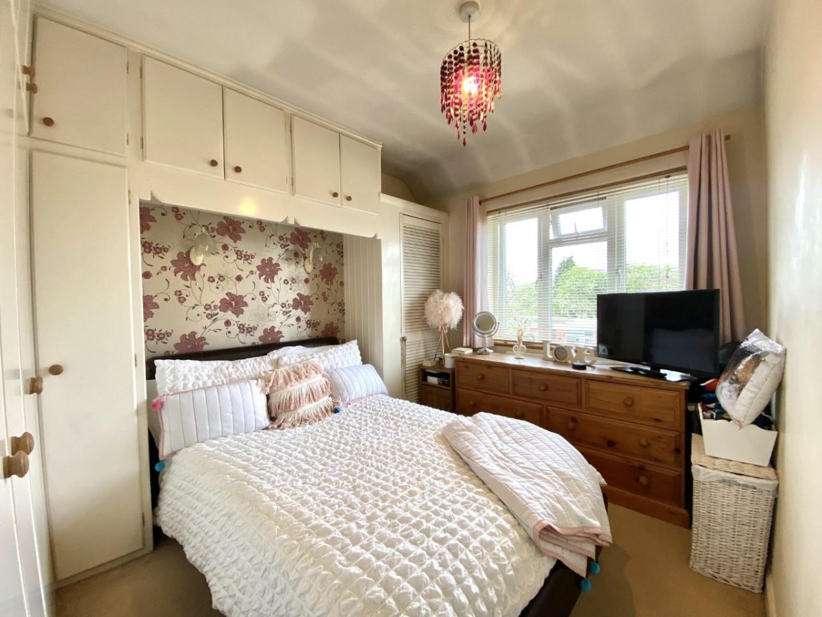 Selan Gardens, Hayes, UB4 0EB