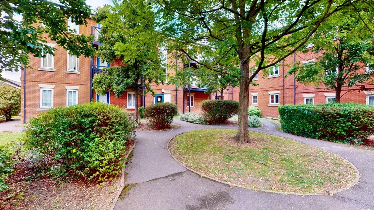 Hevingham Drive, Chadwell Heath, RM6