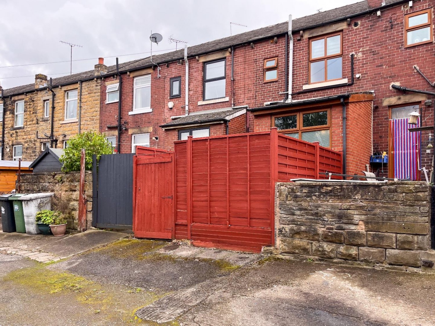 Lees Hall Road, Thornhill Lees, Dewsbury