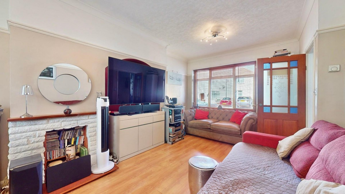 Windsor Road, Dagenham, RM8