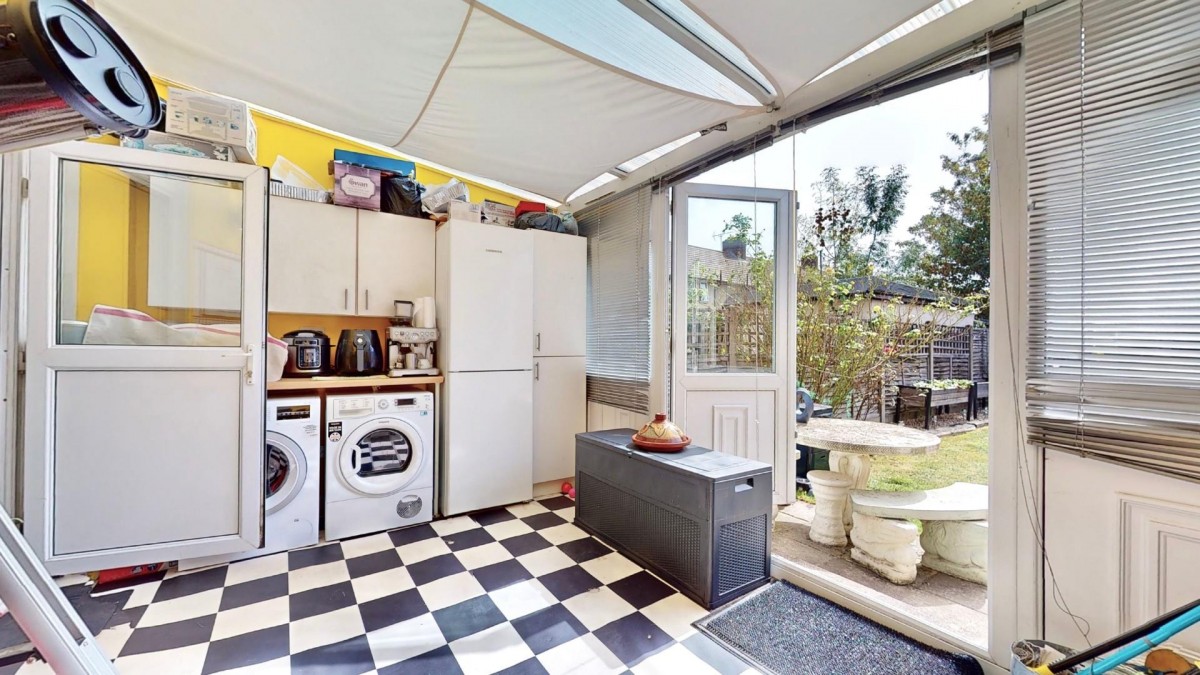 Windsor Road, Dagenham, RM8