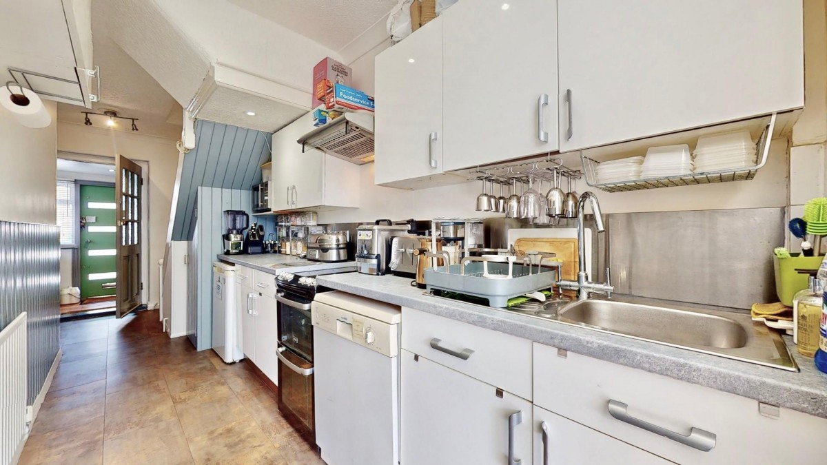 Windsor Road, Dagenham, RM8