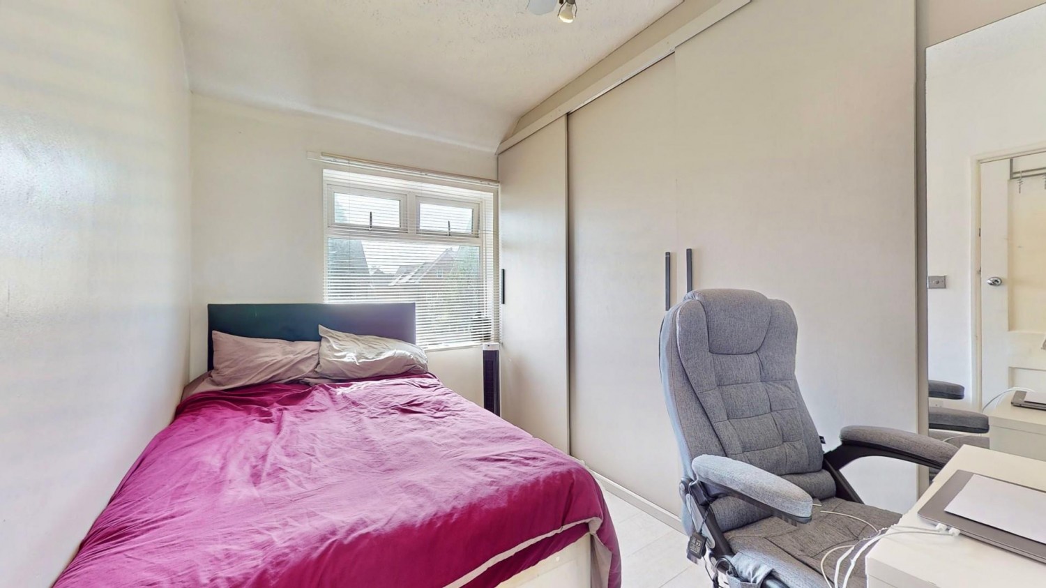 Windsor Road, Dagenham, RM8