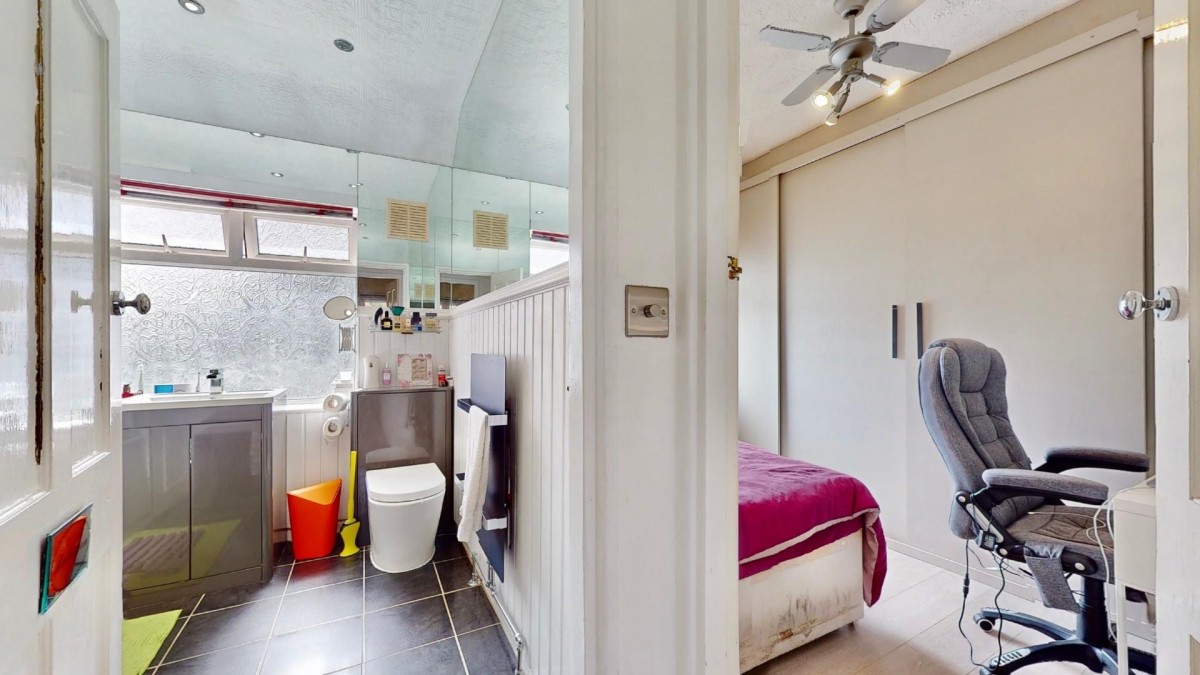 Windsor Road, Dagenham, RM8