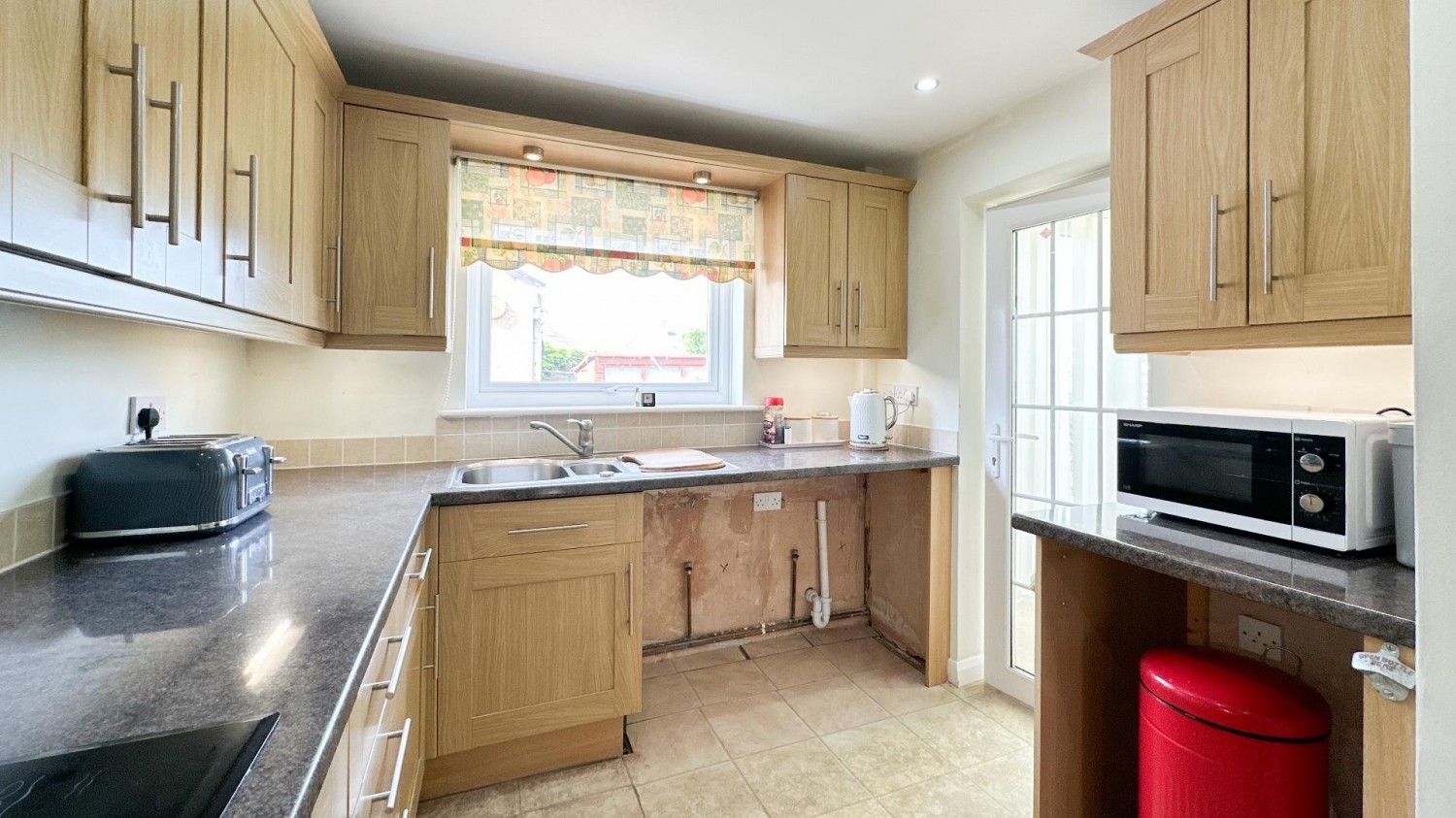Queensdale Crescent, Knowle, Bristol, BS4 2TN