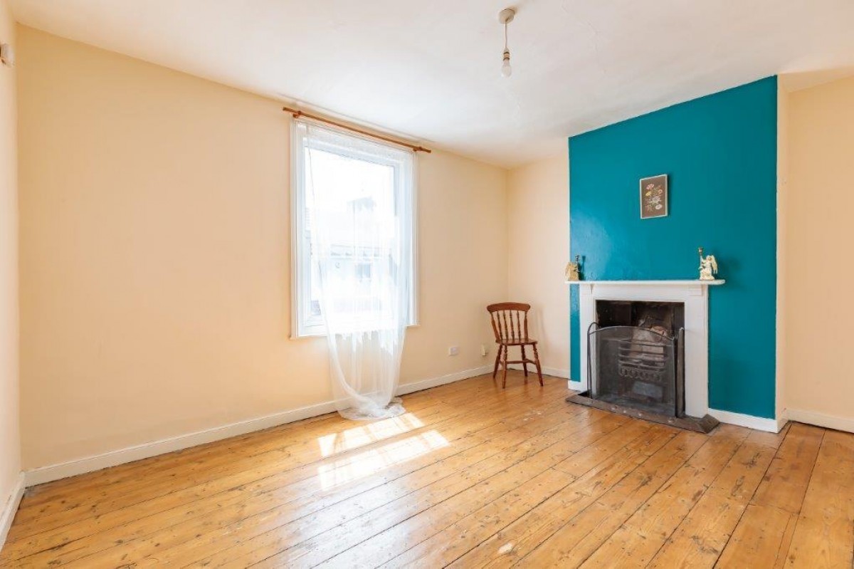 Greenbank Avenue West, Easton, Bristol BS5 6EP