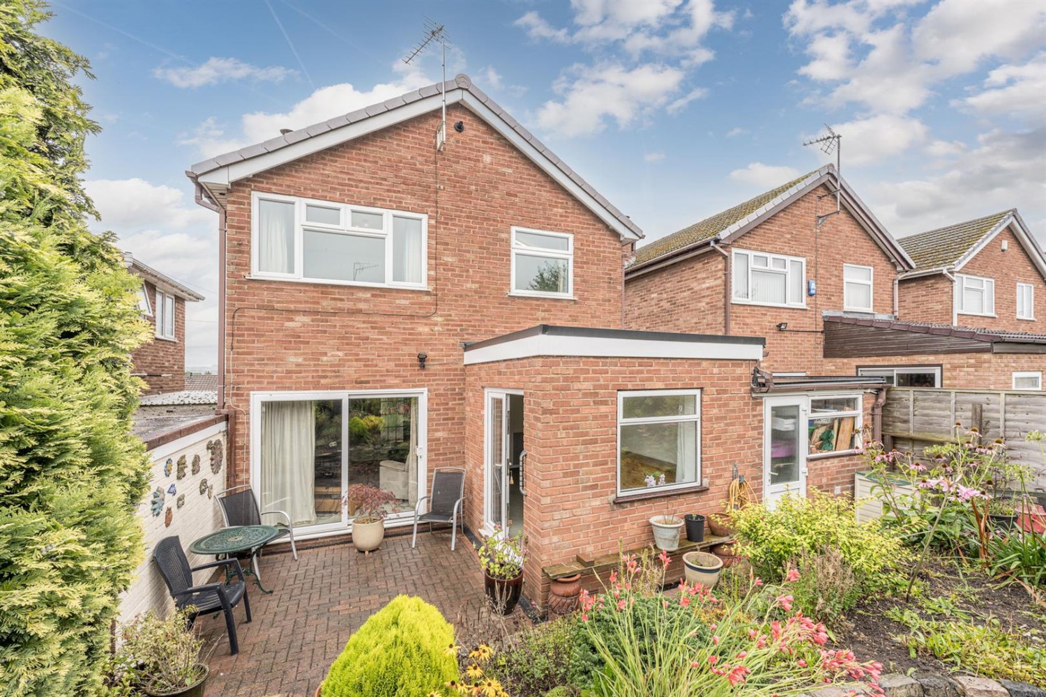 Denleigh Road, Kingswinford, DY6 8PX