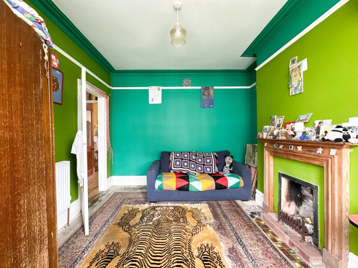 Leighton Road, Knowle, Bristol