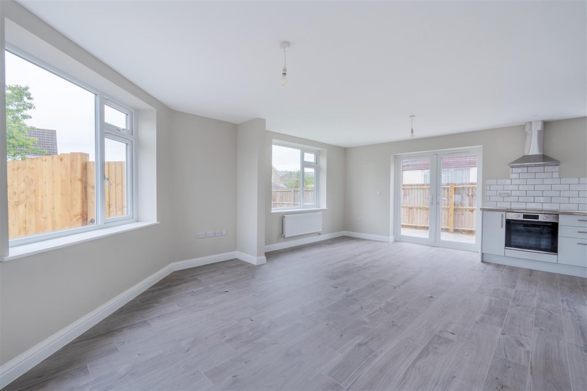 Riverway, Nailsea, BS48