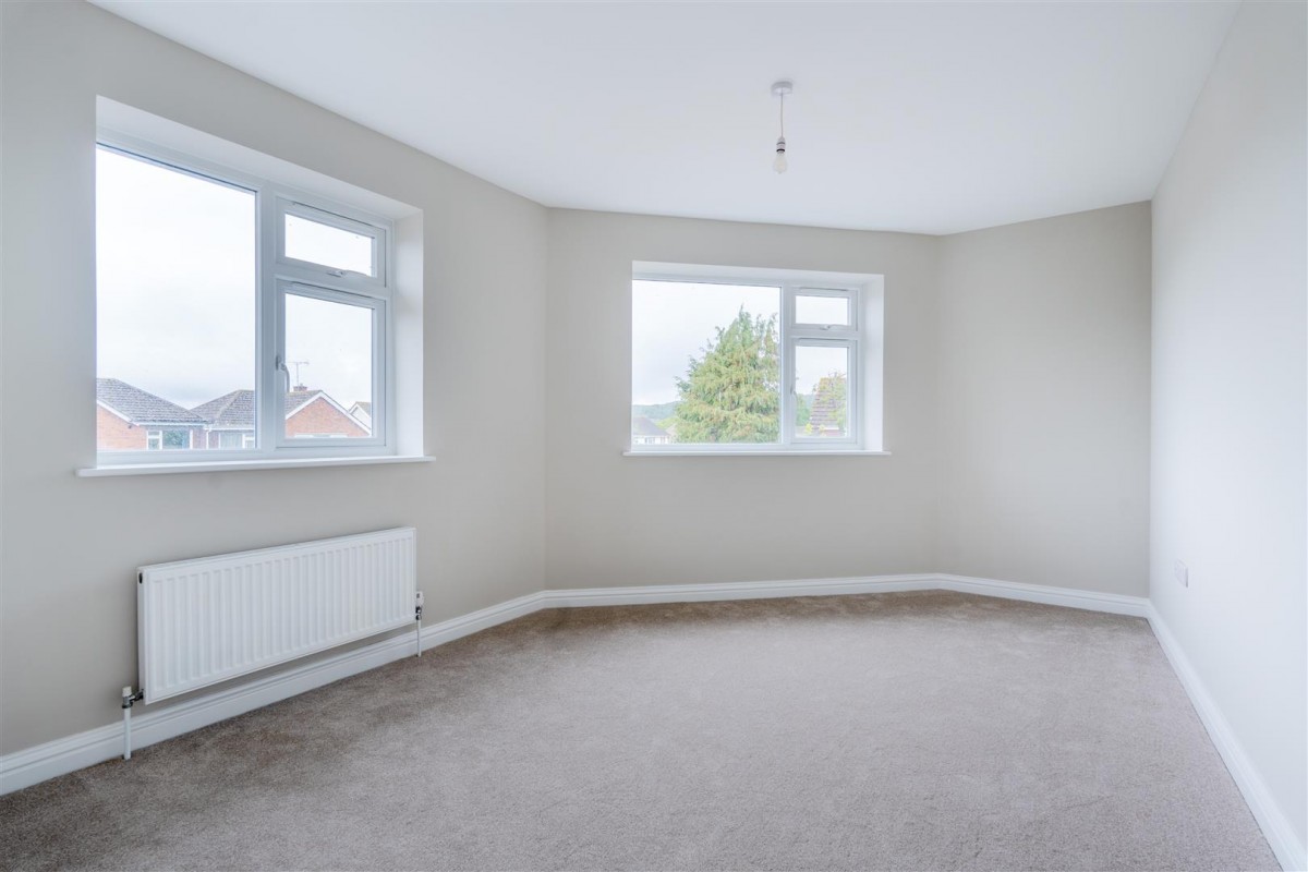 Riverway, Nailsea, BS48