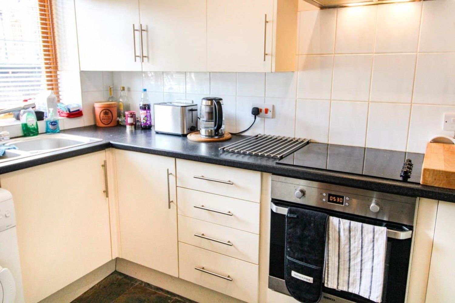 1 Red Lion Mews, West Street, Knighton, LD7 1EN