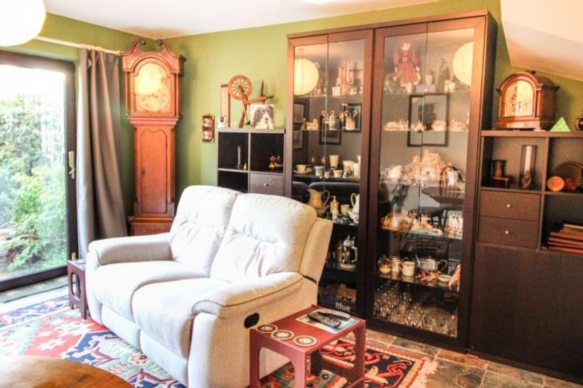 1 Red Lion Mews, West Street, Knighton, LD7 1EN