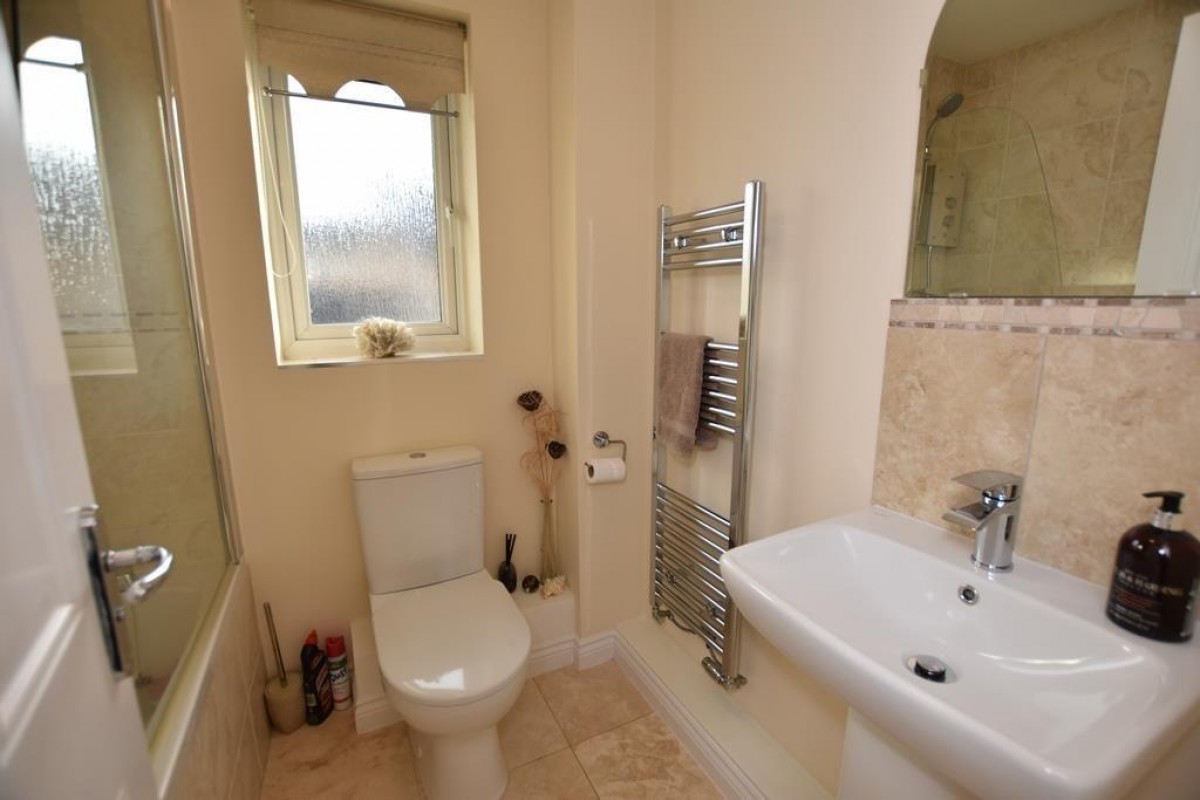 Nine Acres Close, Hayes, UB3