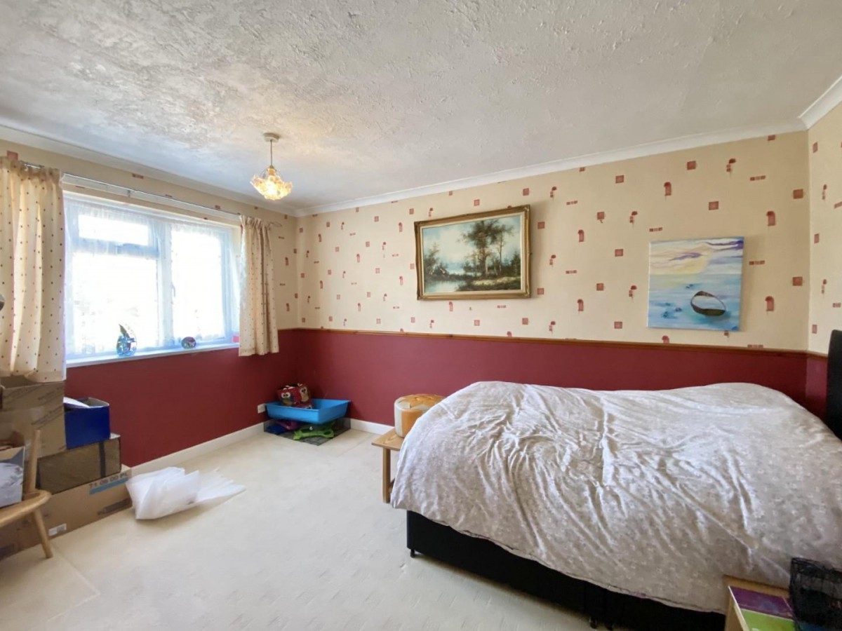 Hobart Road, Hayes, UB4 9LY