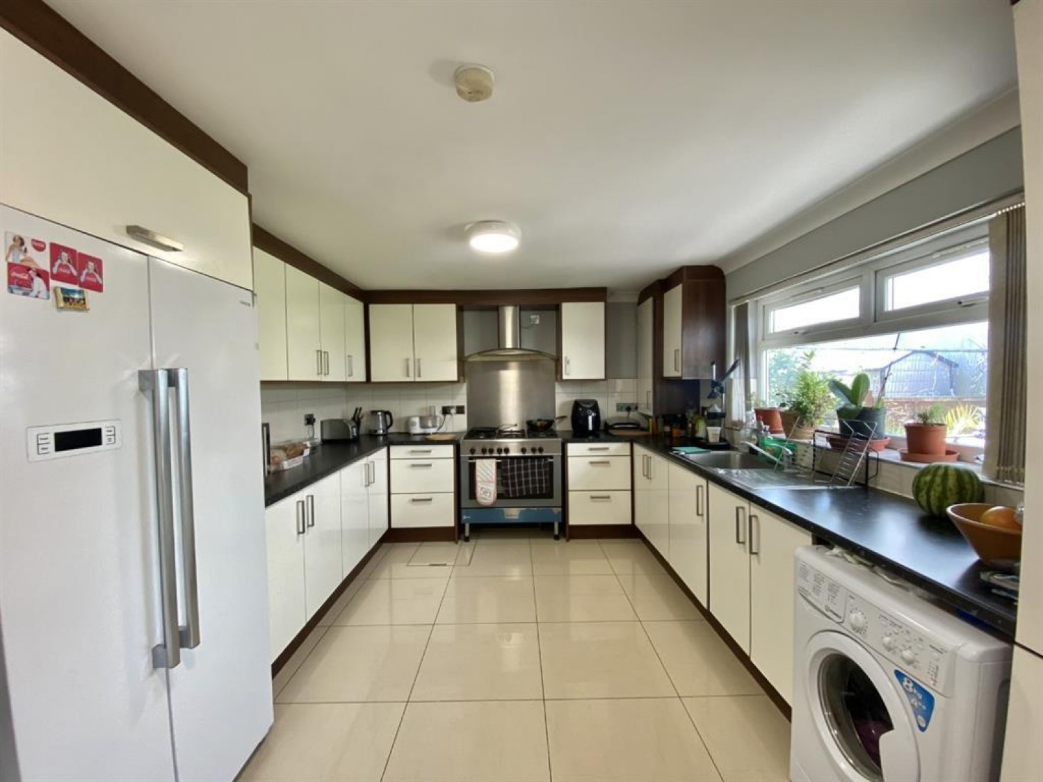 Wentworth Crescent, Hayes, Middx, UB3 1NN