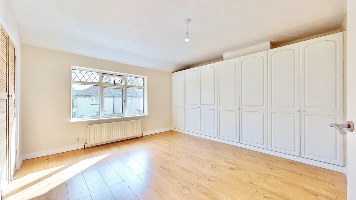 Ivyhouse Road, Dagenham, RM9