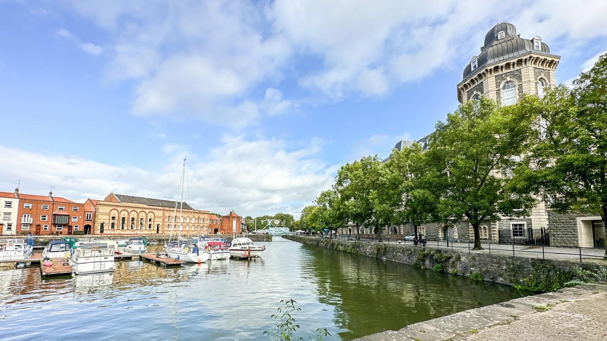 Flour House, French Yard, Bristol, BS1 6UE