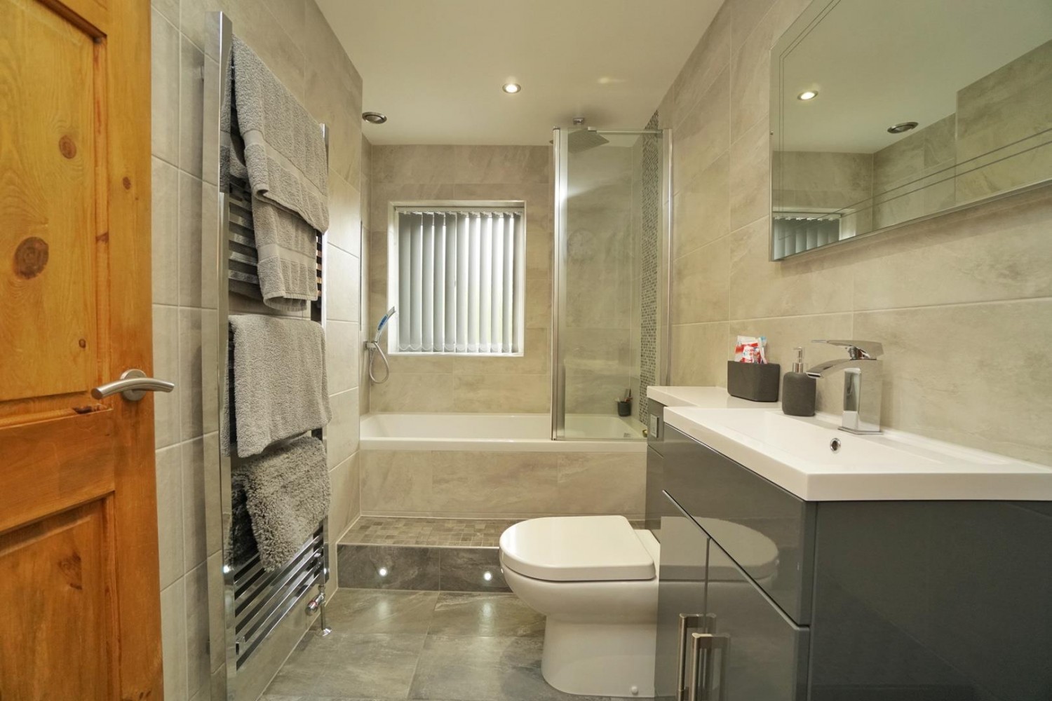 2 bedroom House for sale in Firbank Close, Strensall, York, YO32 5YJ