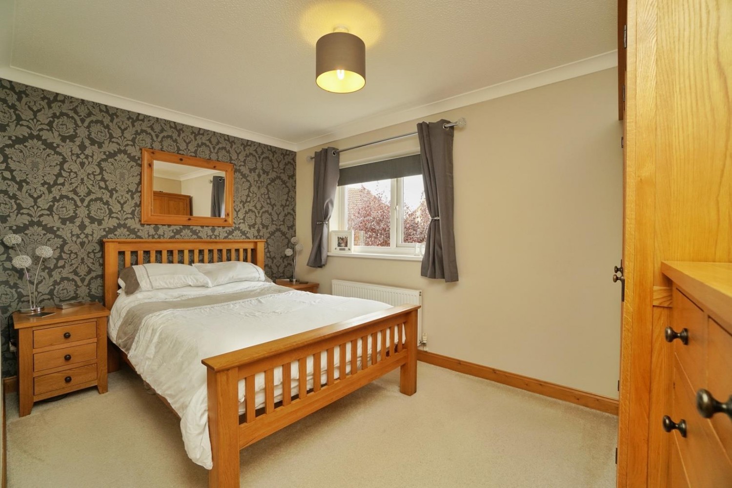2 bedroom House for sale in Firbank Close, Strensall, York, YO32 5YJ