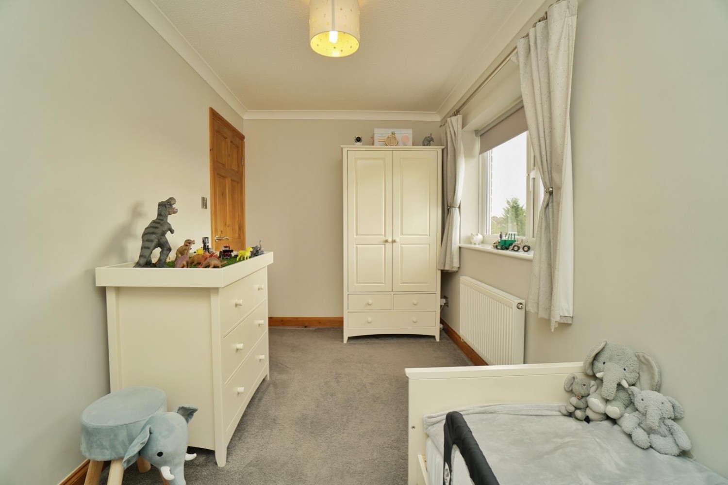 2 bedroom House for sale in Firbank Close, Strensall, York, YO32 5YJ