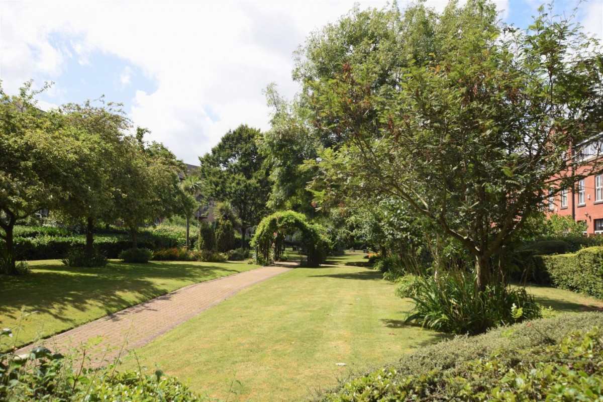 Alcantara Crescent, Southampton