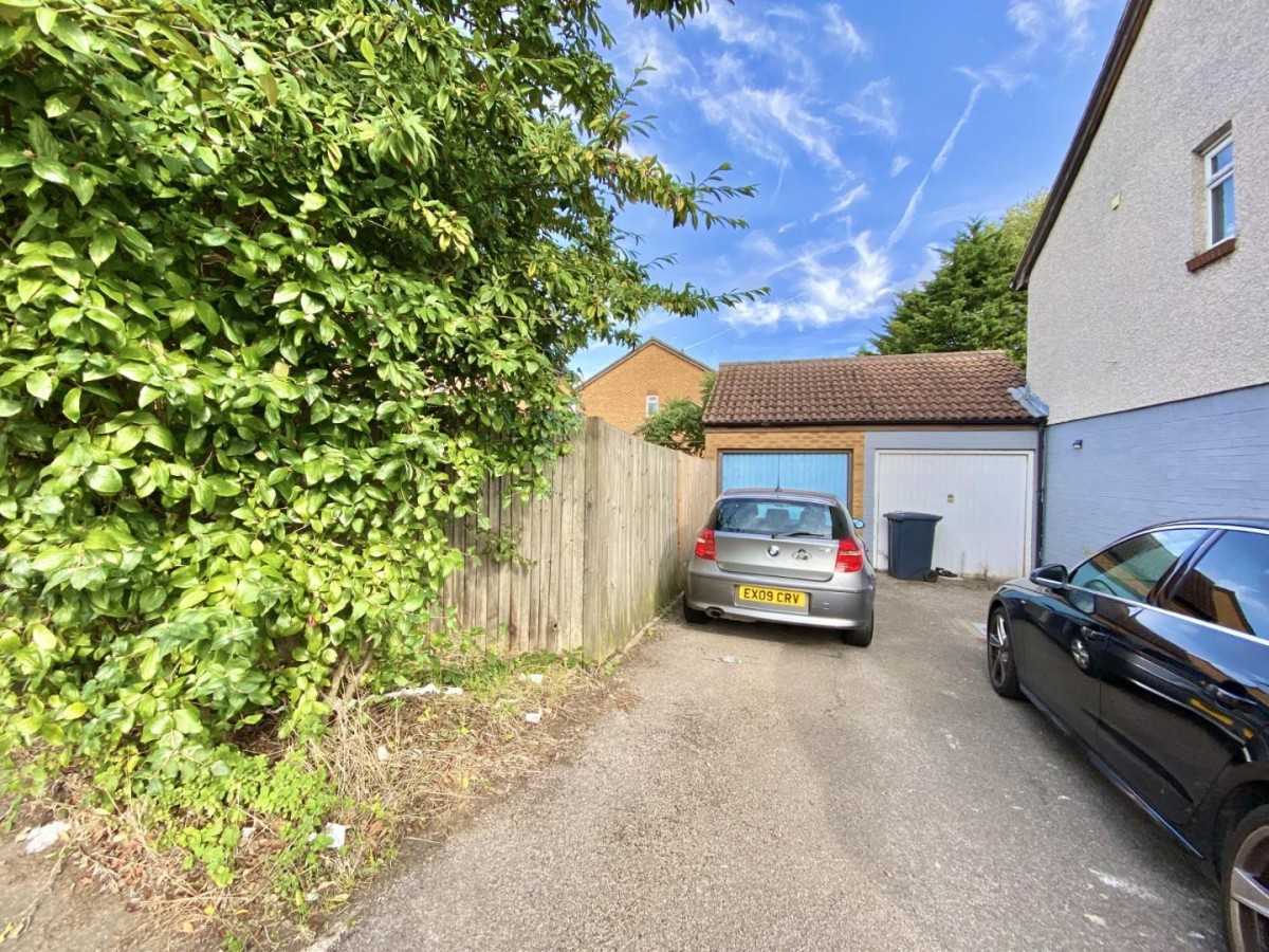 Abbey Close, Hayes