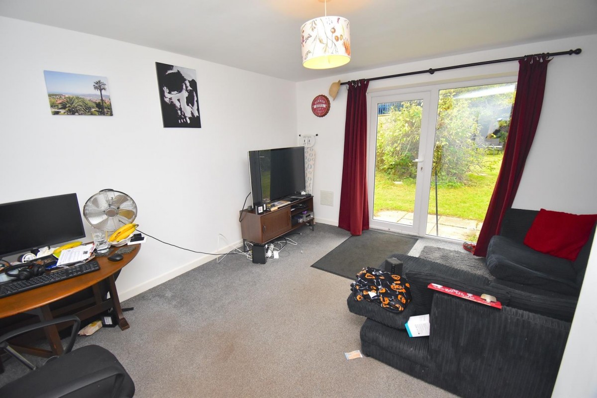 Duncombe Lane, Bristol, BS15 1NS.