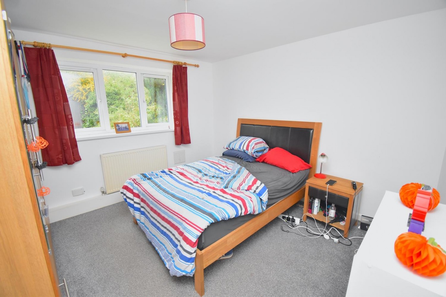 Duncombe Lane, Bristol, BS15 1NS.