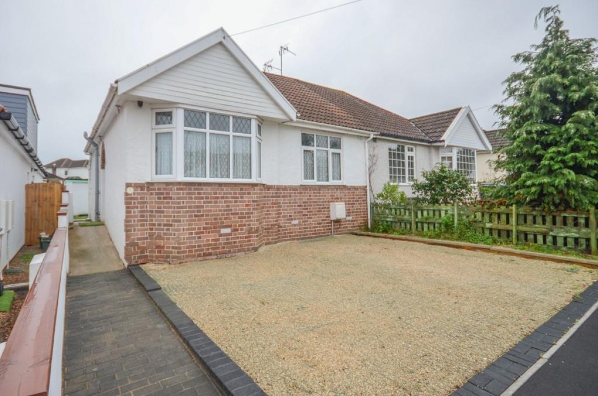 Salisbury Gardens, Downend, Bristol, BS16 5RF