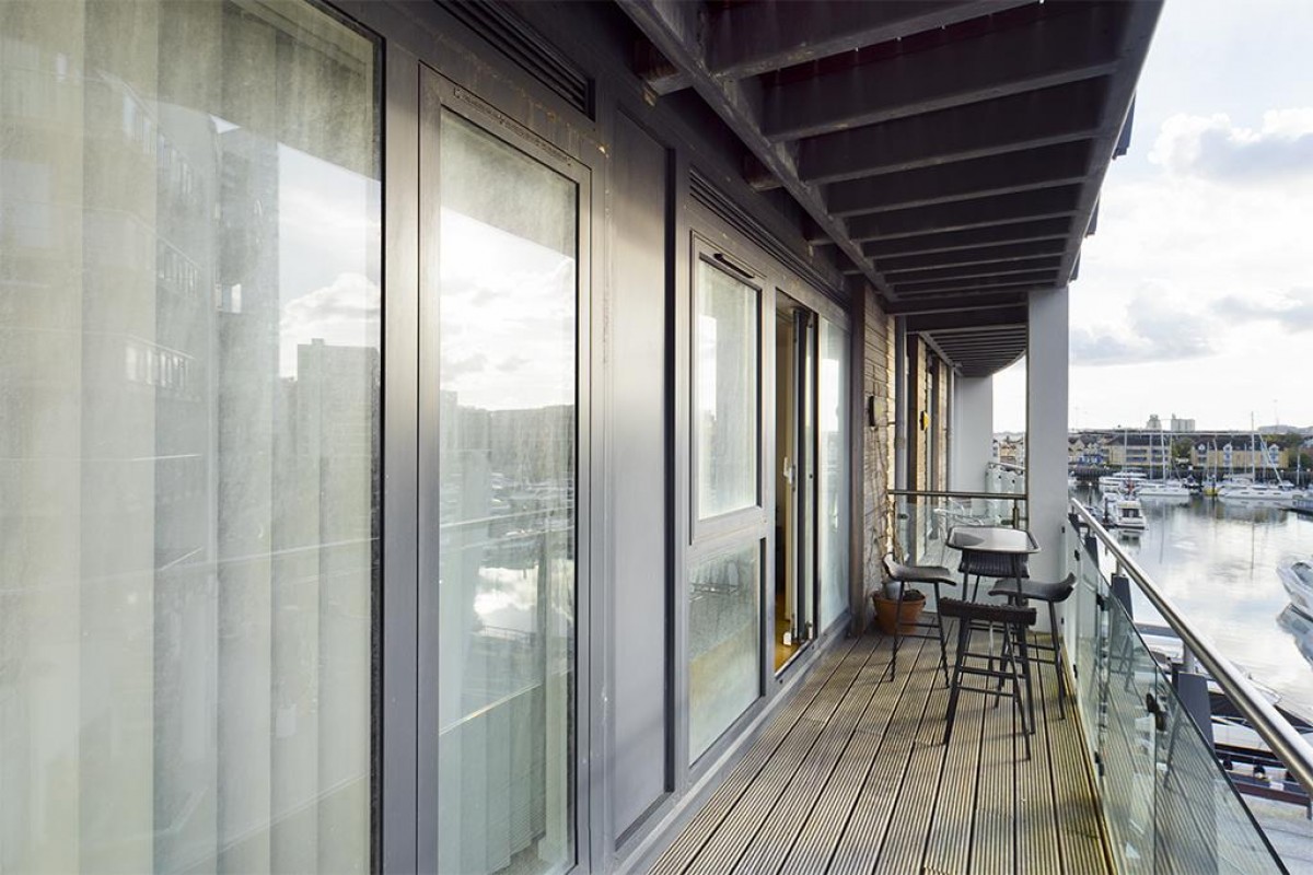 Sundowner 31 Channel Way, Southampton