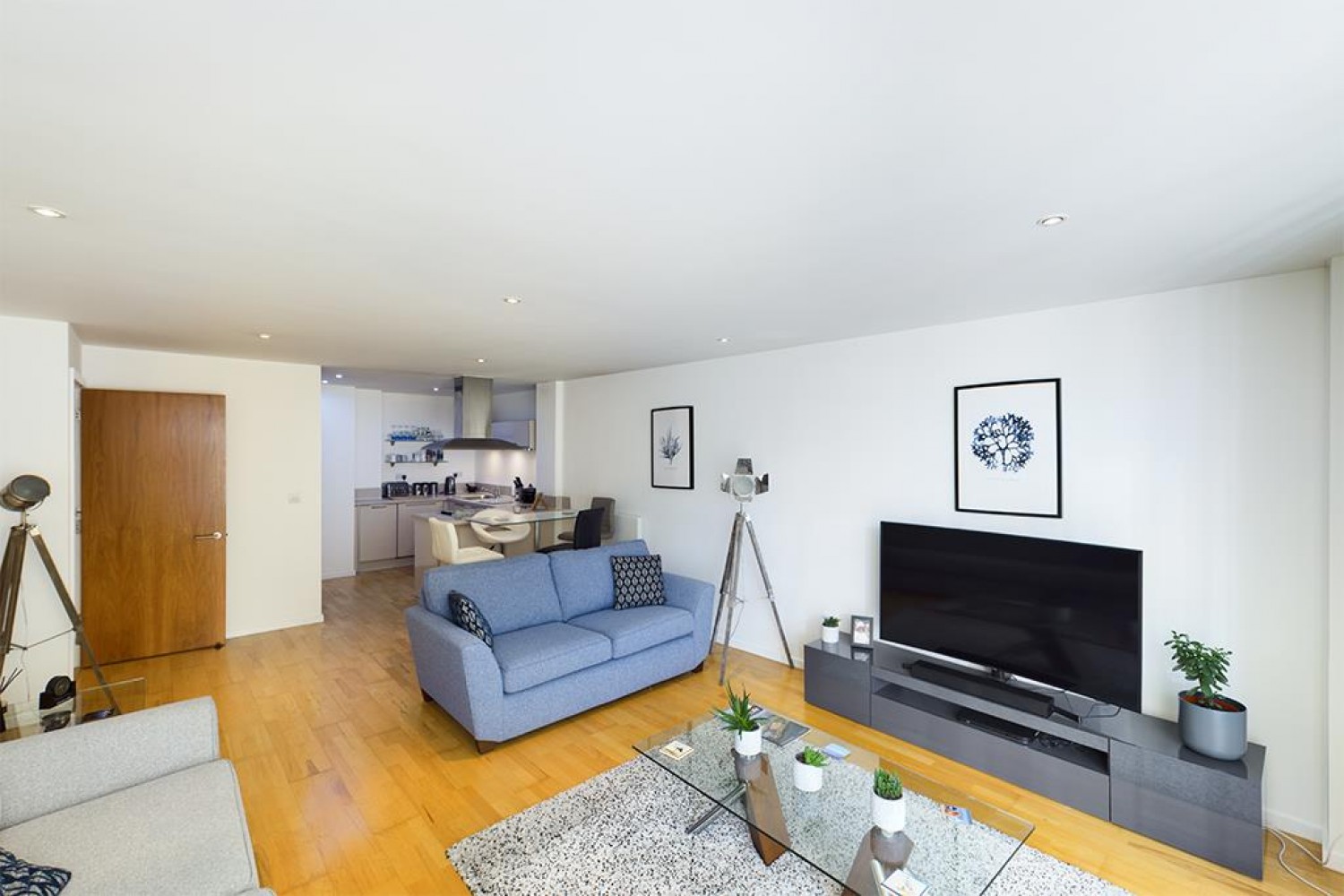 Sundowner 31 Channel Way, Southampton